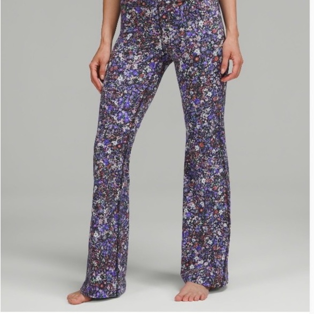 lululemon Groove SHR Pant